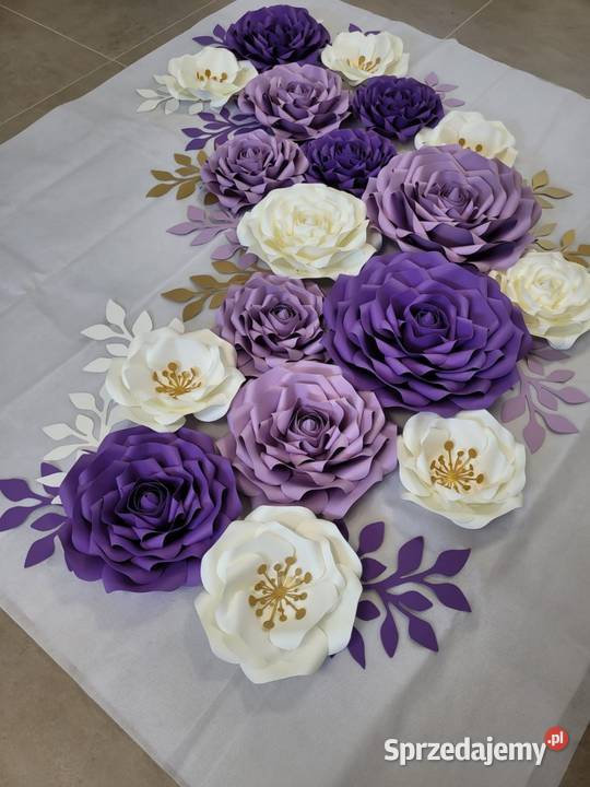 Zestaw kwiatów 3D typ Chanel wielkopolskie Jaroszyn-Kolonia sprzedam