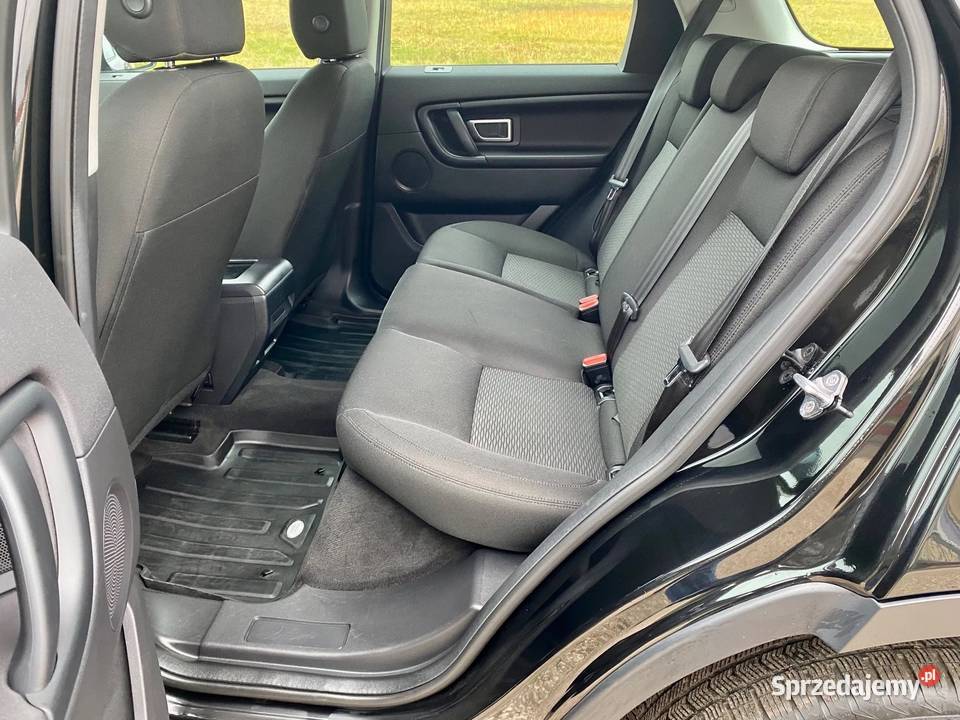 LAND ROVER Discovery Sport 108 ORYGINAŁ SERWIS Rok produkcji 2017 Warszawa