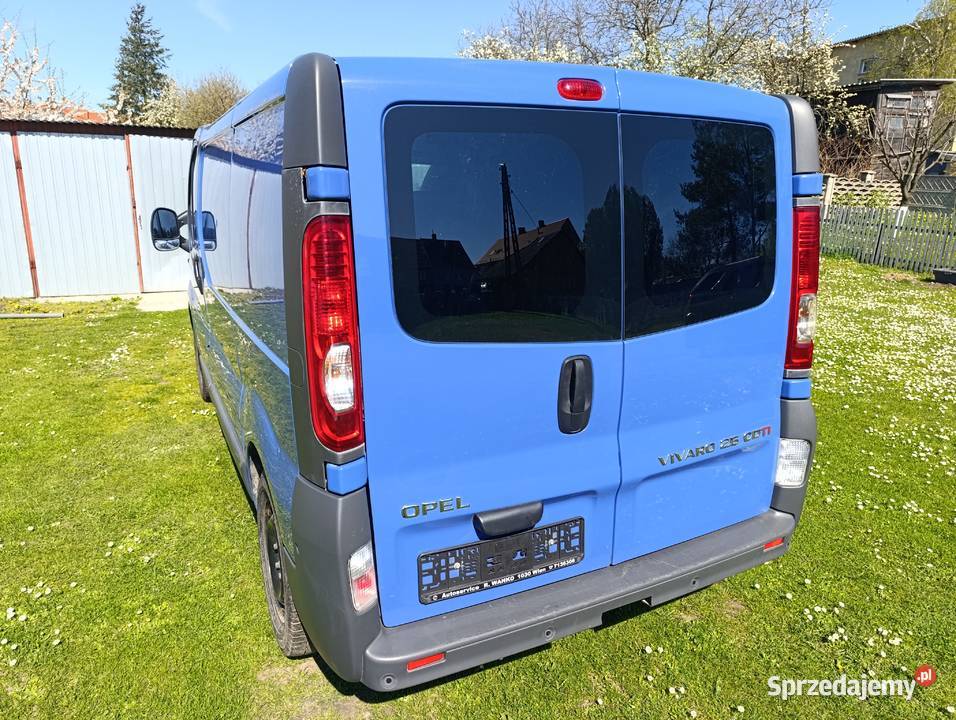 Opel Vivaro 25CDTI 140 2011r klima 4/5 Dzierżoniów