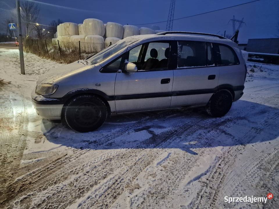 Sprzedam opla zafira sprowadzony Czarny Bór