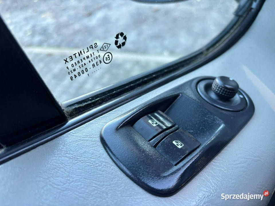 Opel Vivaro 201125 150L2H1KlimatyzacjaWebasto150 Złotniki Kujawskie