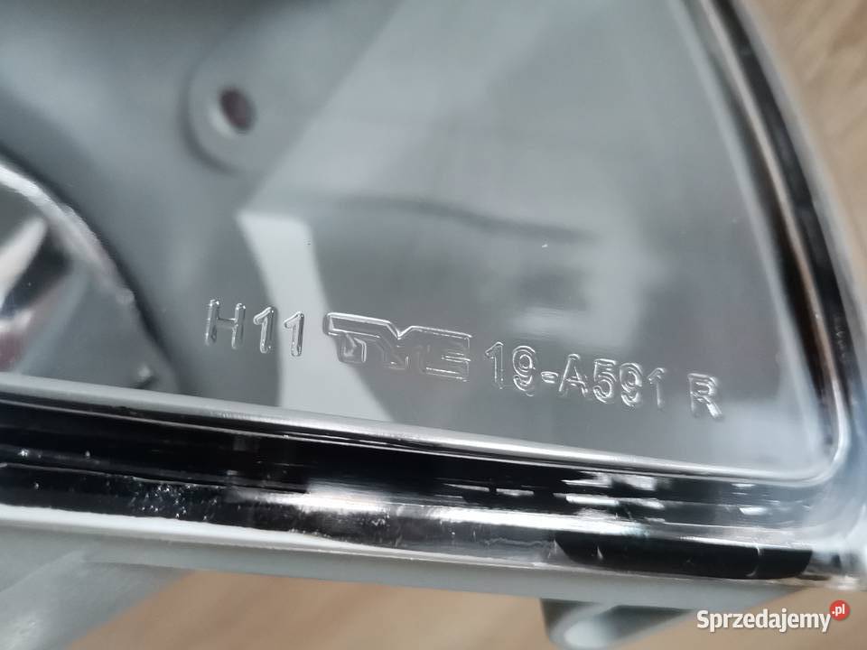 VOLVO V50 0407 S40 0412 NOWY PRAWY HALOGEN H11 prawe