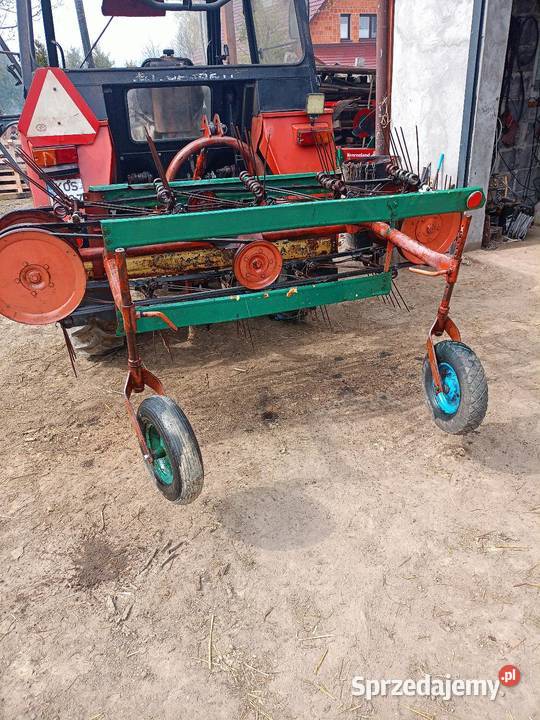 Taśmówka przetrząsarka zgrabiarka nieuszkodzony Oświęcim