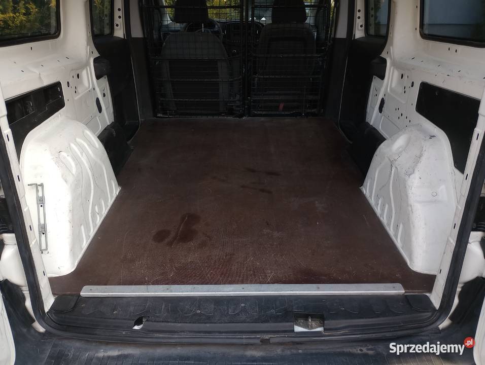 Fiat Doblo Długi Otwierany Na Obie Strony Opoczno