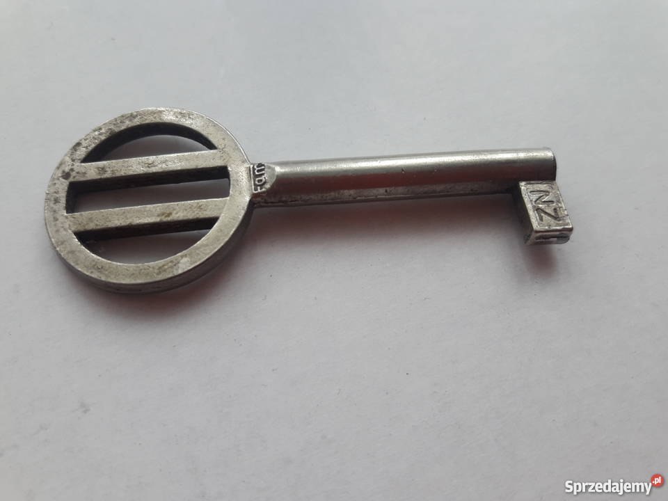 Stare klucze do mebli szaf