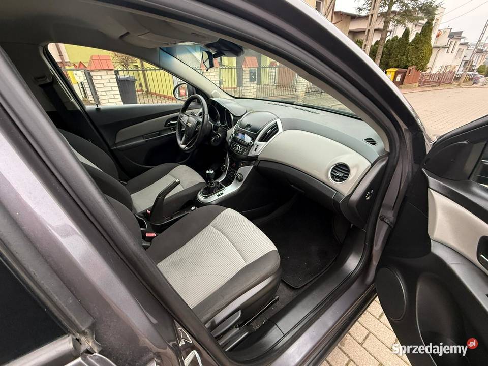 Chevrolet Cruze 16 Benzyna Kombi Lift 2012