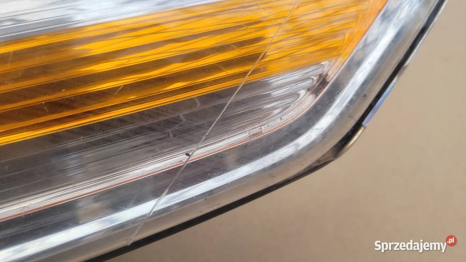 FORD MONDEO MK4 0710 REFLEKTOR LEWY LAMPA PRZÓD śląskie Ruda Śląska