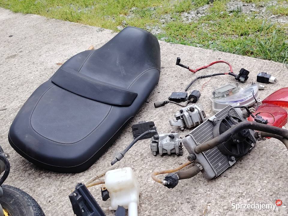 Yamaha XC 300 Yamaha mbk skuter silnik siedzenie Świerczów
