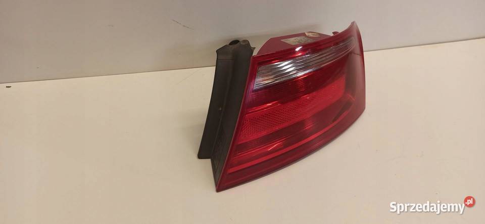 AUDI A5 8T LAMPA PRAWY TYŁ 8T8945096E