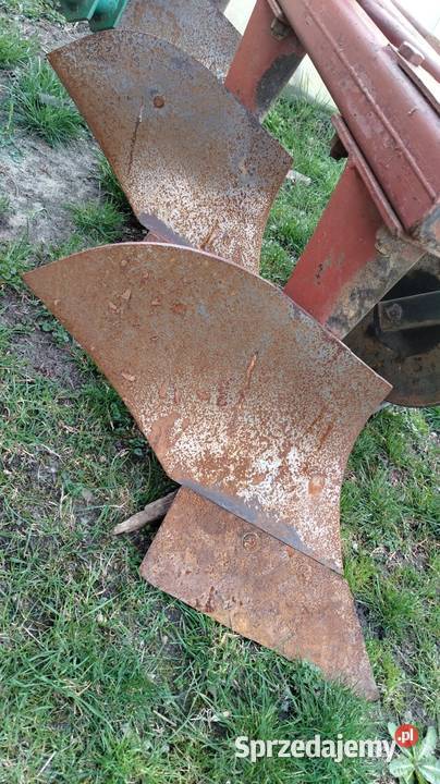 Polskie pługi 3 zagonowe