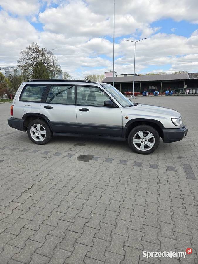 Subaru Forester 20 bg światła do jazdy dziennej Strzyżów