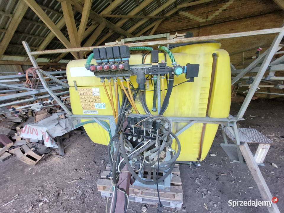 Opryskiwacz hydraulicznie rozkładany 16m Tyszowce sprzedam