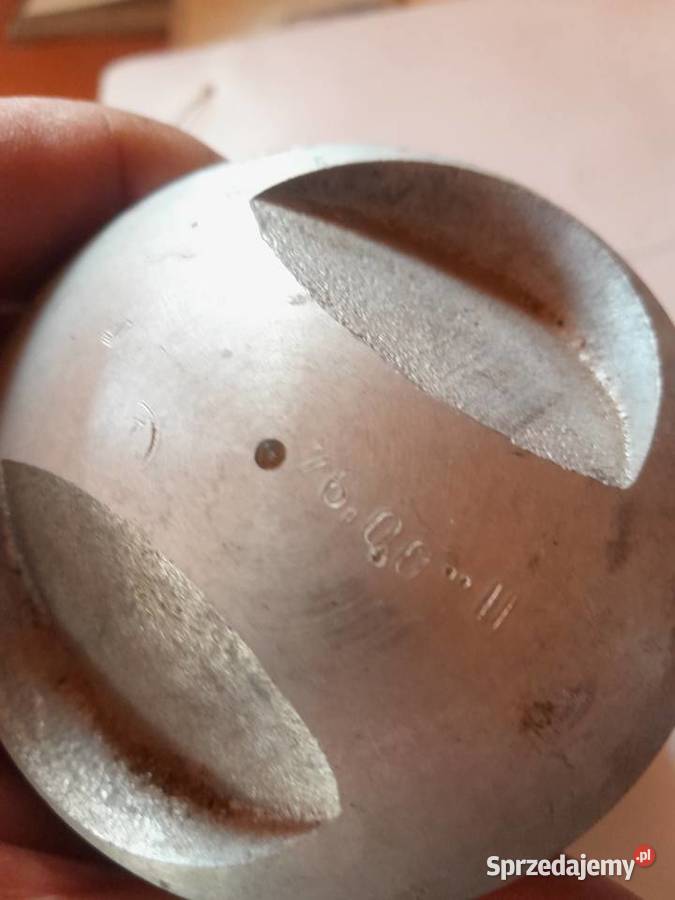 Junak m10 oryginalny tłok FSO Z ZAPASÓ Tłoki Tychów Nowy