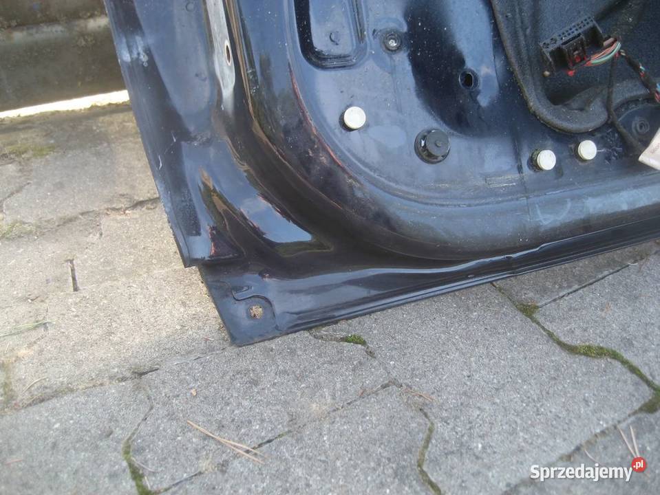 audi a6 c6 0408r drzwi przód prawe kod LY5K osobowe wielkopolskie