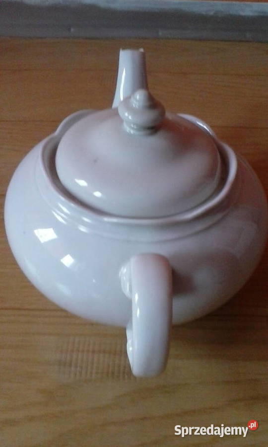 Porcelanowy imbryk do herbaty firmy Wawel z Polkowice