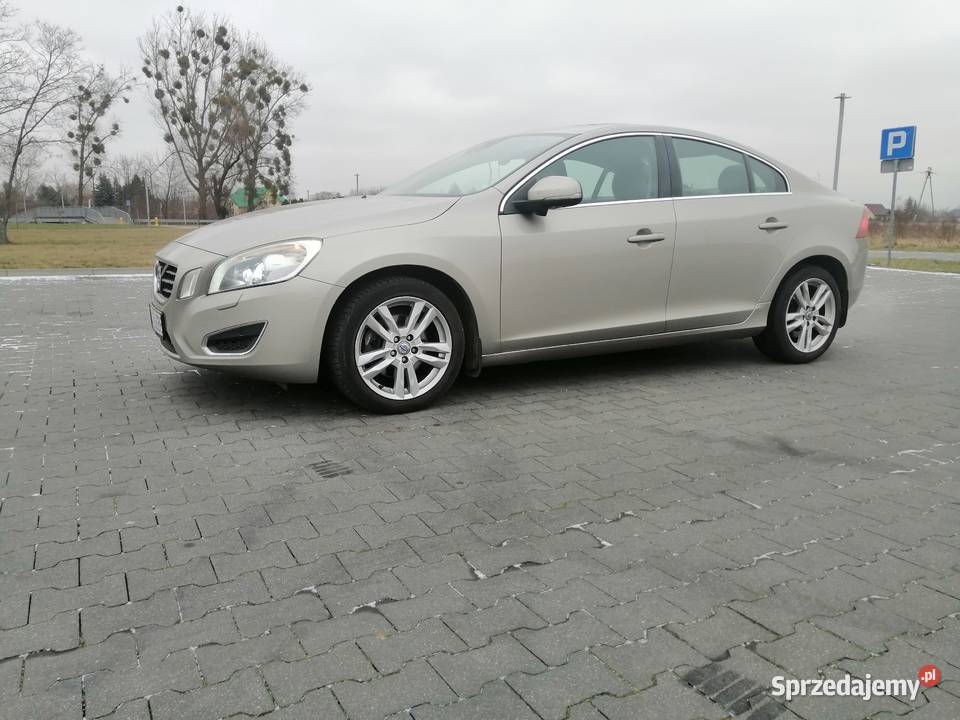 S 60 IDEALNY STAN garażowany S60 lubelskie Biała Podlaska