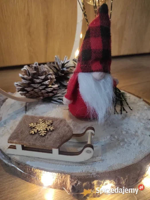 Stroik skrzat na sankach