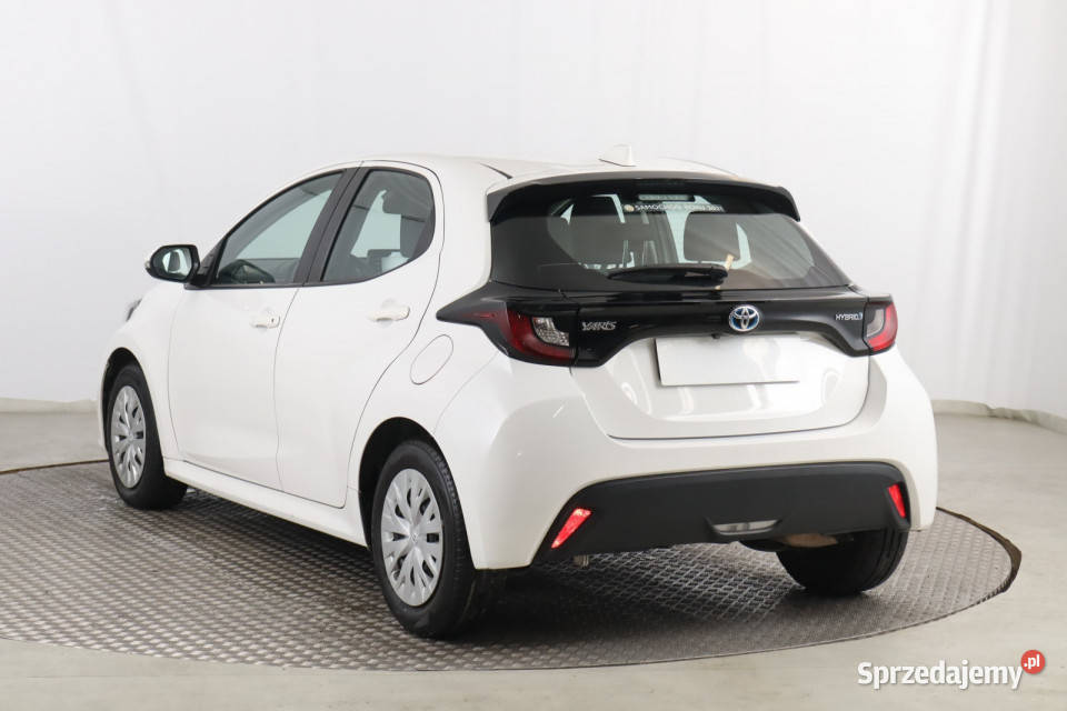 Toyota Yaris 15 Hybrid 1497cm3 Yaris śląskie
