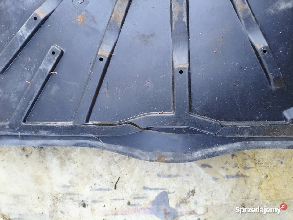Mercedes 190 W201 podłoga bagażnika osłona koła osobowe Skarżysko-Kamienna sprzedam
