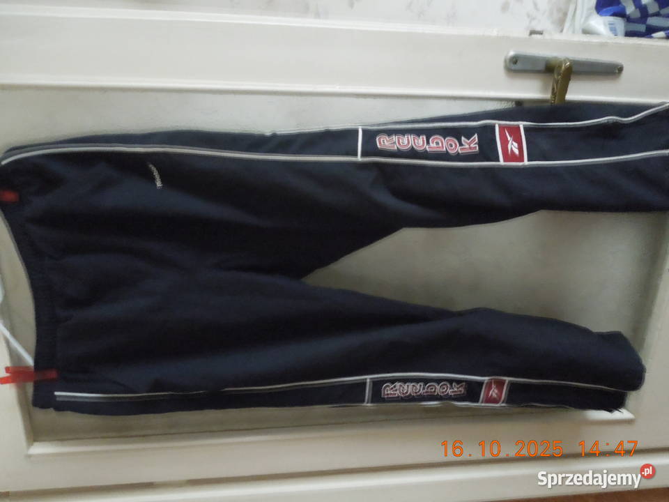 spodnie dresowe reebok Częstochowa