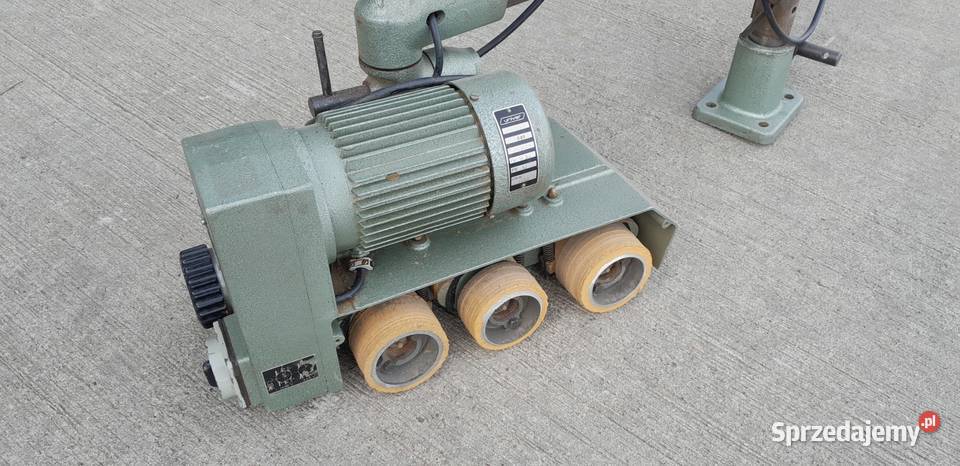 Posuw 3 rolkowy do frezarki UNIVER z wariatorem Naprawa