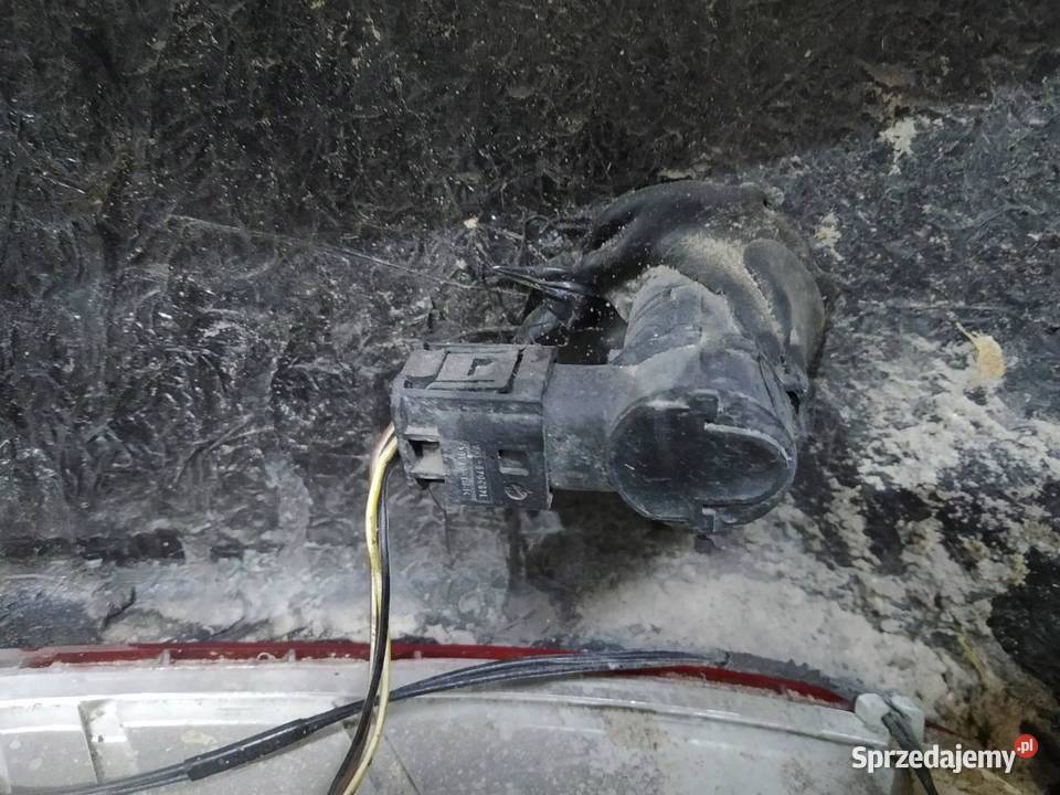 ZDERZAK TYŁ PDC CHIŃSKI Bmw Seria 6 II 20032010 osobowe Motoryzacja