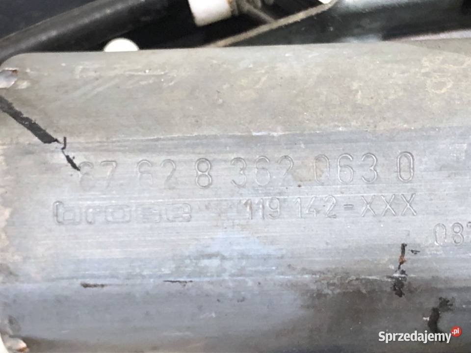 PODNOŚNIK SZYBY LEWY PRZÓD BMW E46 8362063