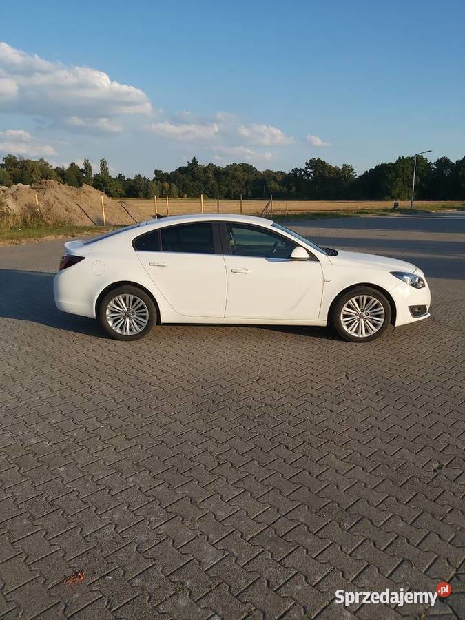 Insignia Cosmo Lift 16Turbo benzyna 170 2014r benzyna Syców