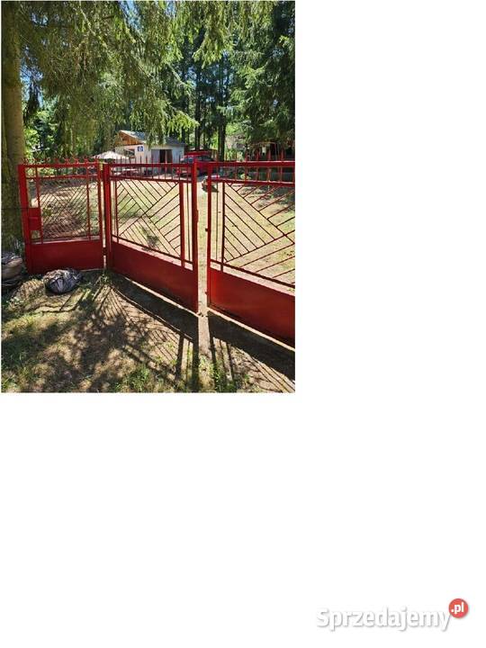 Syndyk sprzeda udział w działce Łacha Serock