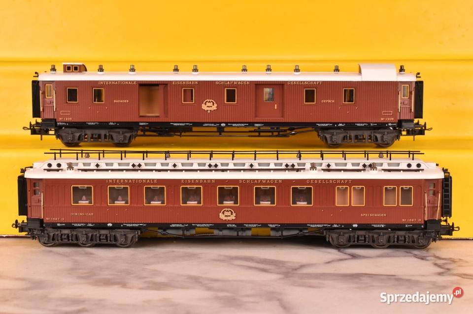 Wagon osobowy pocztowy PKP CIWL H0 187 Orient