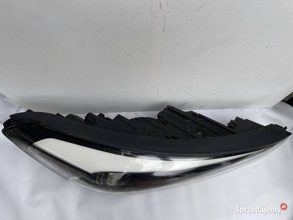 HYUNDAI TUCSON 2 PRAWA LAMPA PRZÓD Ostroróg