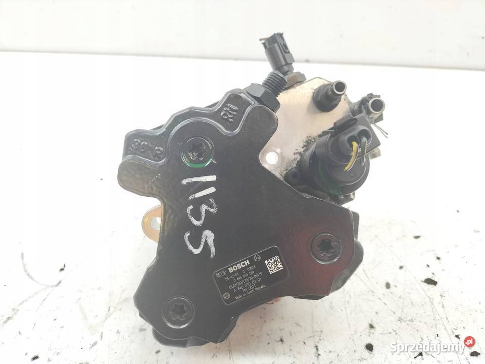 POMPA WTRYSKOWA 0445010120 A6400700701 15 D