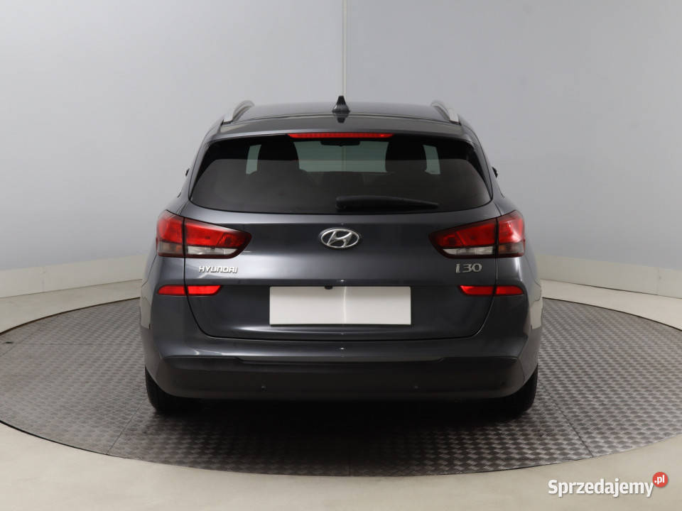 Hyundai i30 14 TGDI światła przeciwmgielne Bielany Wrocławskie