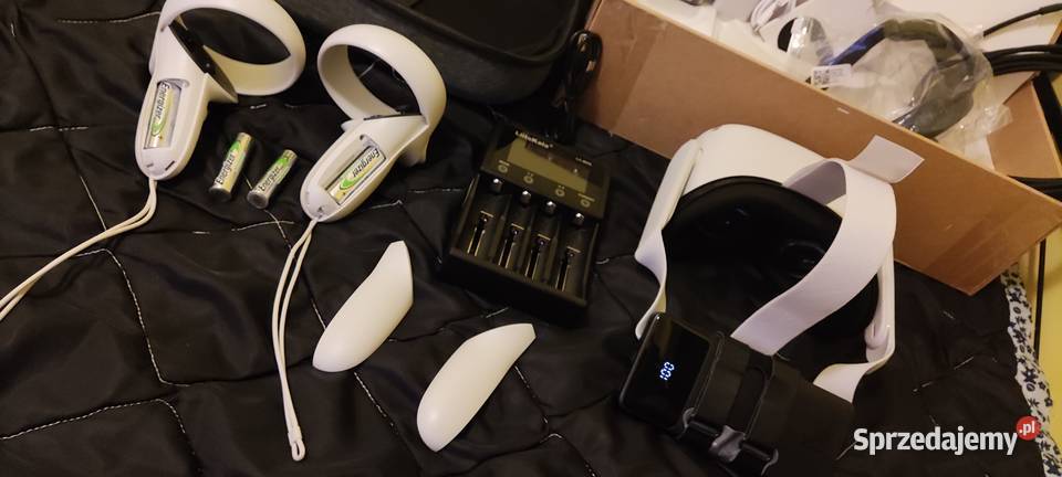 Gogle VR Oculus Quest 2 128GB trochę akcesorii Grzywna