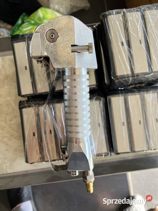 Skórowaczka pneumatyczna EFA 900 piesek ręczna Żary