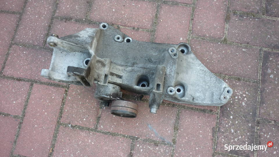 Podstawa alternatora Renault Laguna 8200183234 Pobiedziska