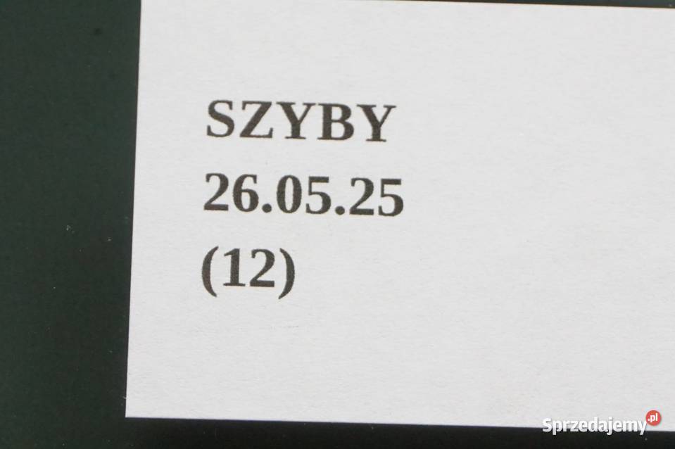 SZYBA BOCZNA DRZWI LEWA TYŁ TYLNA INFINITI QX80