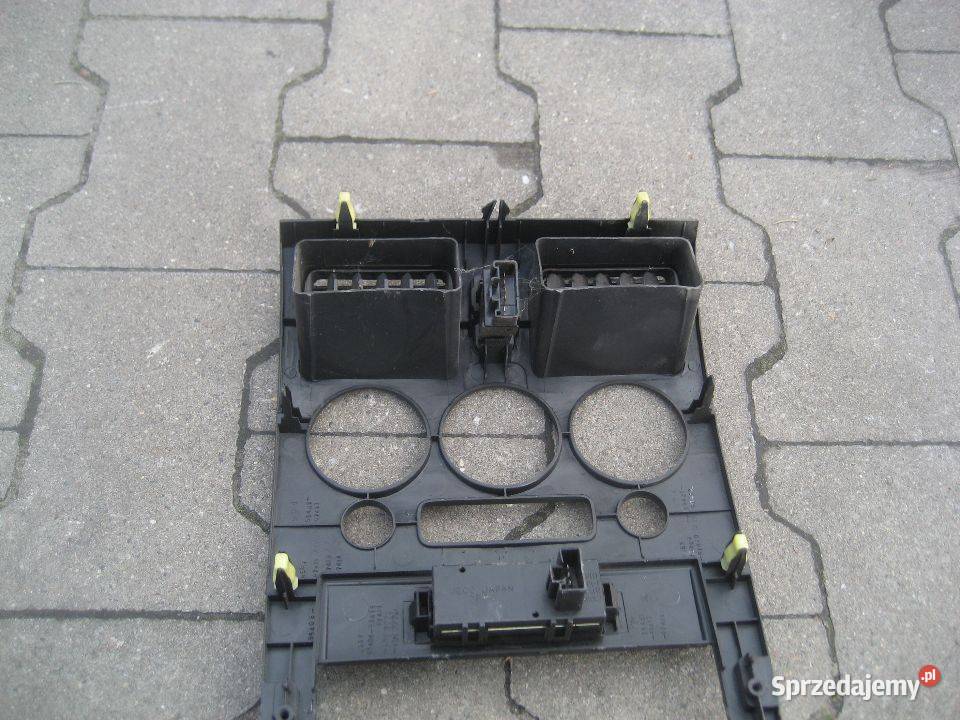 saab 900 9396r 20 panel środkowy kratka Rakoniewice