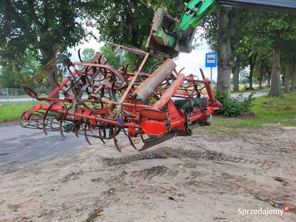 Agregat uprawowy kverneland 45m z wałami i włóką Wąbrzeźno