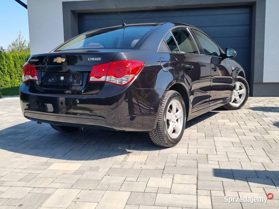 Chevolet Cruze 16 benzyna navi czarny Zamość sprzedam