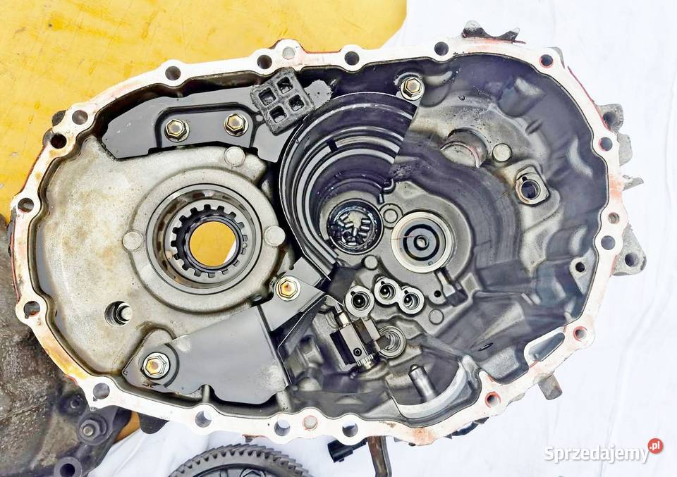 TOYOTA IQ 10 CZĘŚCI OBUDOWA SKRZYNI BIEGÓW Radom