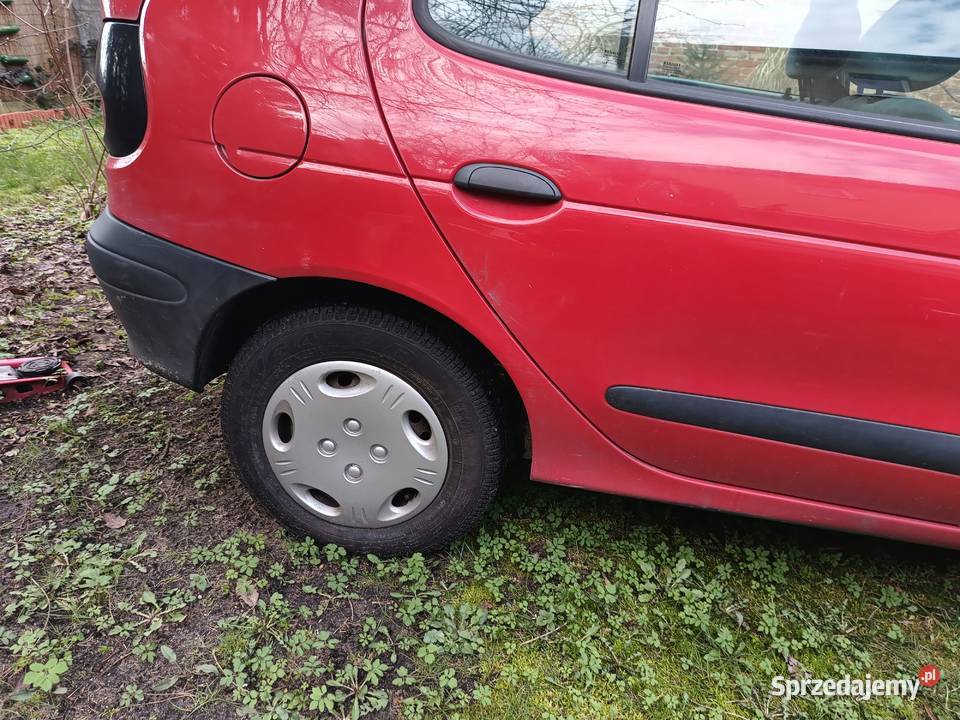 Megane 16 benzyna z klimatyzacją Sulejówek sprzedam