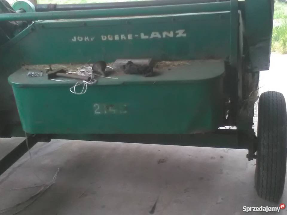 Prasa John Deere 214