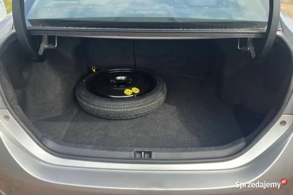 Corolla 14 LPG LIFT 2017 Salon Motoryzacja