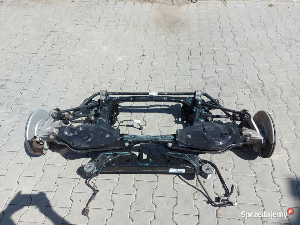 TESLA MODEL Y 2022r zawieszenie tył tylne