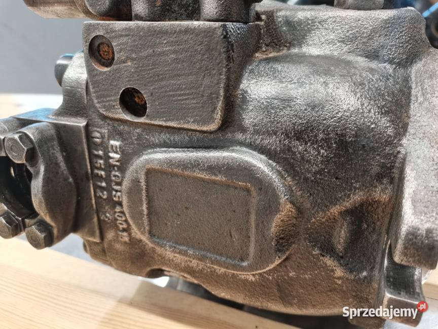 Pompa hydrauliczna Holland LM 732 Rexroth A10V