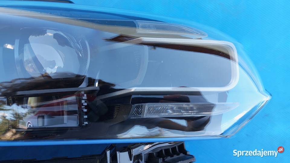 LAMPA PRAWY PRZÓD 9J1941032G PORSCHE TAYCAN 9J1