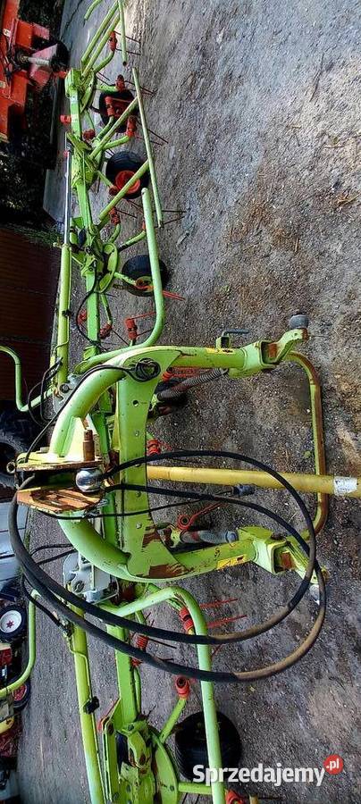 CLAAS VOLTO 870 Przetrzasarka Karuzelowa nieuszkodzony Zgrabiarki i przetrząsacze Staniszewskie