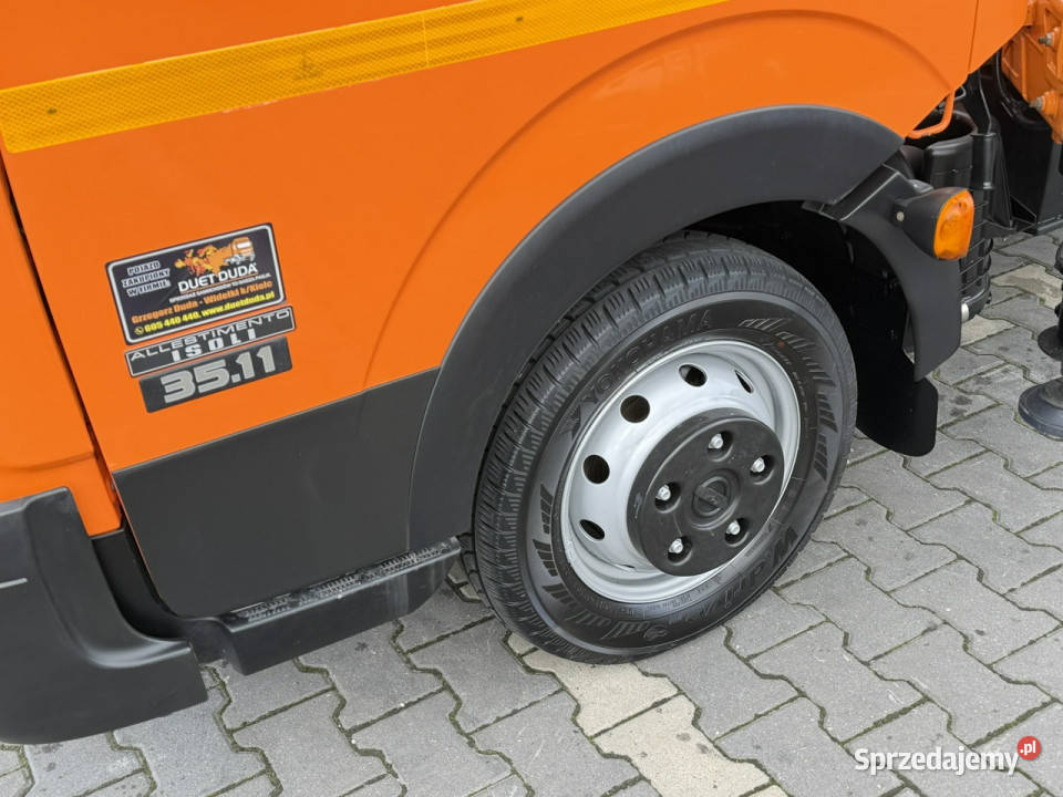 Nissan Cabstar Zwyżka Podnośnik Koszowy ISOLI wspomaganie kierownicy Widełki