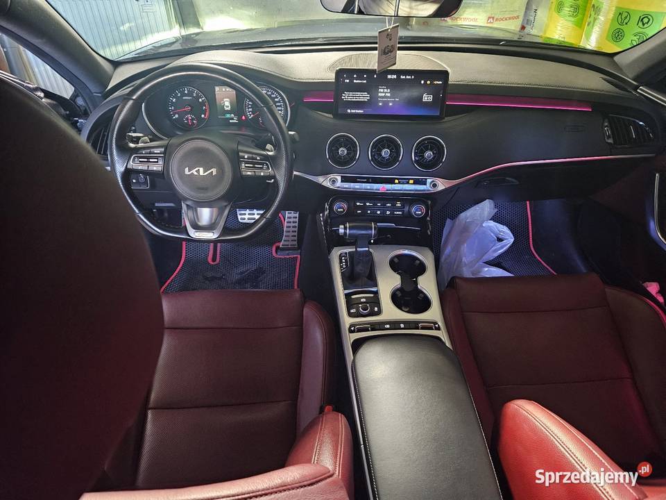 Kia stinger 33 RWD szyberdach